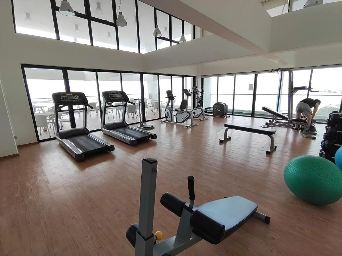 Gurney Duplex / 2Bedrooms / 8Pax George Town Malaysia