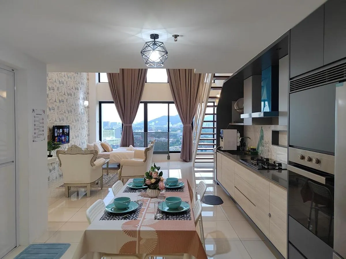 Gurney Duplex / 2Bedrooms / 8Pax George Town